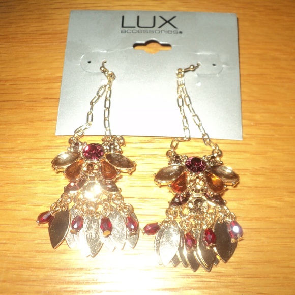 New With Tags LUX Dangle Earrings - Picture 2 of 5